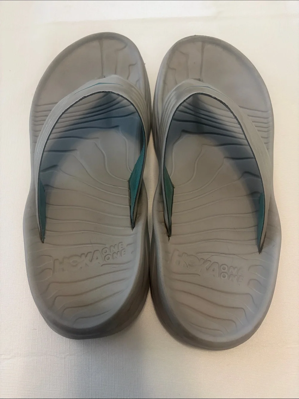 Hoka One One Men's Gray Flip-Flop Sandals with Teal Accent